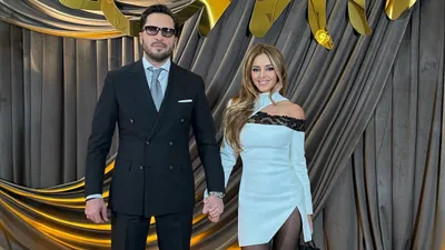 Фото 50-летнего Александра Реввы с красавицей-женой умилило его фанатов, фото - Новости Zakon.kz от 30.05.2025 11:28