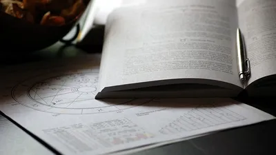 гороскоп на начало июня, фото - Новости Zakon.kz от 31.05.2025 18:32