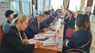 Консультации юристов в Семее, акция "Народный юрист", Семей, фото - Новости Zakon.kz от 01.06.2025 14:30