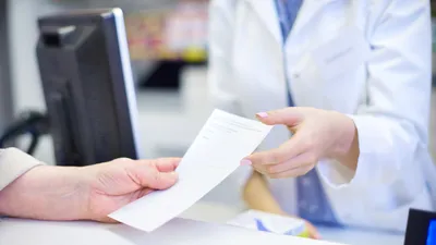 Назначение врача, рецепт врача, медицинский рецепт, лекарственные препараты, лекарства, лекарство, аптека, аптеки, цены на лекарства, медикаменты, таблетки, таблетка, цены на лекарство, стоимость лекарств, сурет - Zakon.kz жаңалық 19.09.2025 16:38