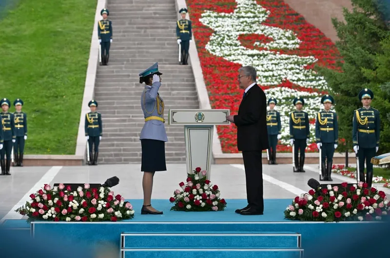 президент Казахстана на мероприятии в честь Дня госсимволов, фото - Новости Zakon.kz от 04.06.2025 11:50