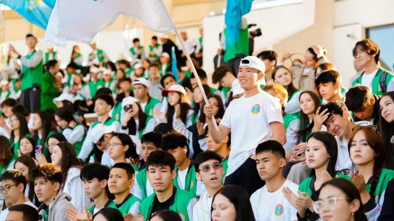 Больше 5 тыс. школьников и студентов будут трудиться летом в Астане по программе "Жасыл ел"