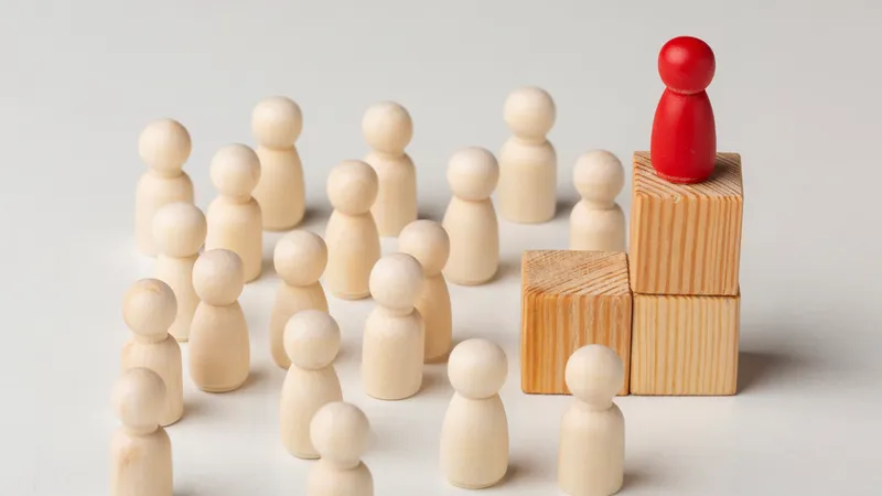 Массовый обман вкладчиков на 600 млн тенге: в Шымкенте осудили 10 человек