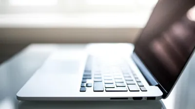 Ноутбук, экран, клавиатура , фото - Новости Zakon.kz от 05.06.2025 08:58