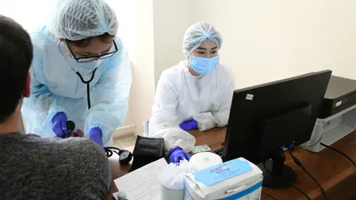 Врач, врачи, доктор, доктора, прием у врача, осмотр врача, осмотр у врача, пациент, пациенты, больница, поликлиника, медицинское учреждение, медучреждение, фото - Новости Zakon.kz от 30.06.2025 13:35