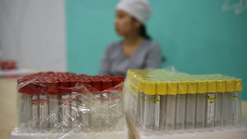 Как сами медработники оказались "незастрахованными", объяснили в ФСМС