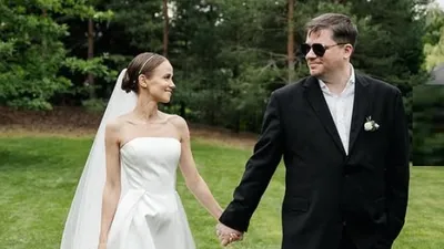 Харламов отмечает первый год семейной жизни, фото - Новости Zakon.kz от 05.06.2025 23:35