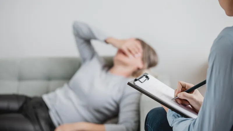 Лже-психиатр 20 лет проработала в Национальной службе здравоохранения Великобритании