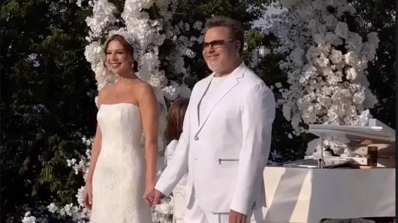 Пресняков и Подольская сыграли роскошную свадьбу