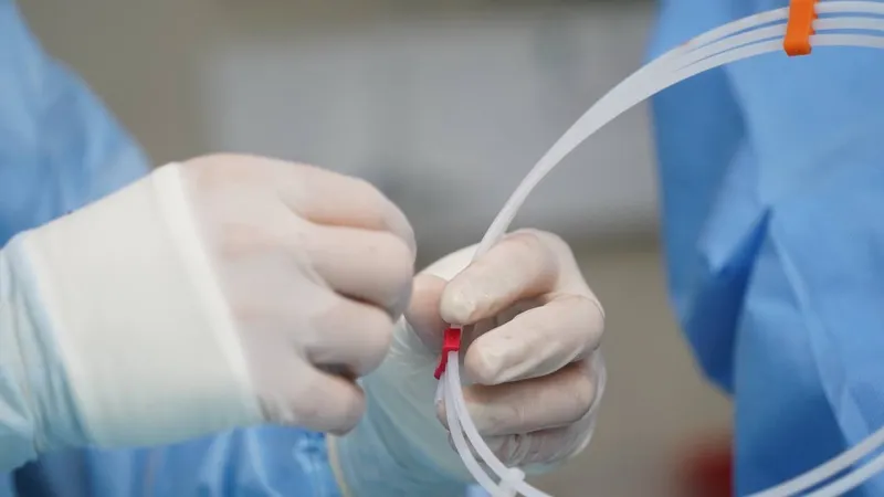 В Астане провели первую операцию на открытом сердце