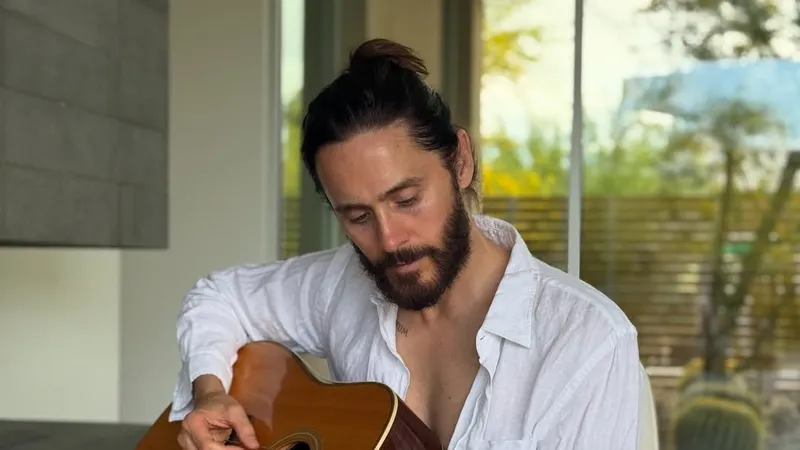 Джареда Лето несколько женщин обвинили в домогательствах