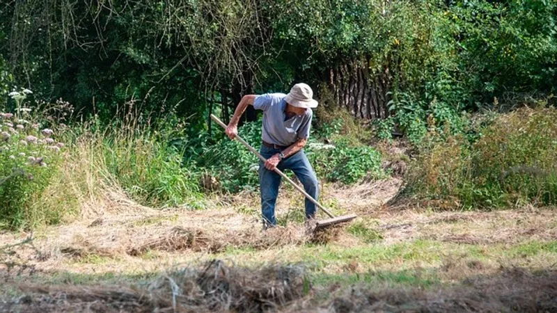 Врач обратилась с советами к дачникам