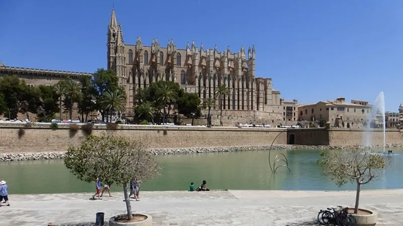 Туристку изнасиловали на острове Майорка в Испании