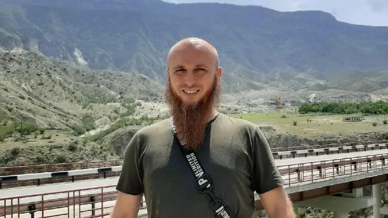 Старшая дочь многоженца Сухова рассказала о домогательствах от отца в детстве