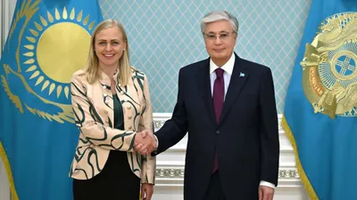 президент Казахстана Касым-Жомарт Токаев и глава ОБСЕ Элина Валтонен, фото - Новости Zakon.kz от 10.06.2025 14:32