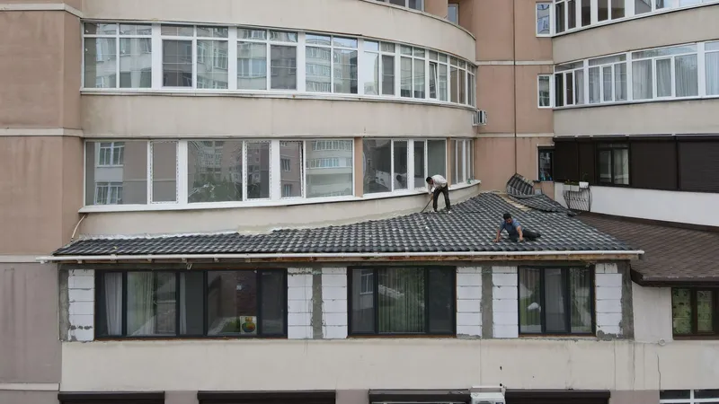 Житель ЖК "Хан Тенгри" незаконно увеличил площадь своей квартиры: что решил суд Алматы