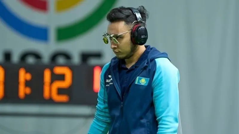 Казахстанец поразил судей меткостью на этапе Кубка мира по пулевой стрельбе