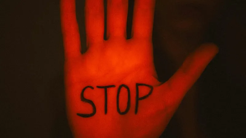 Казахстанец сделал ночной клуб своим должником