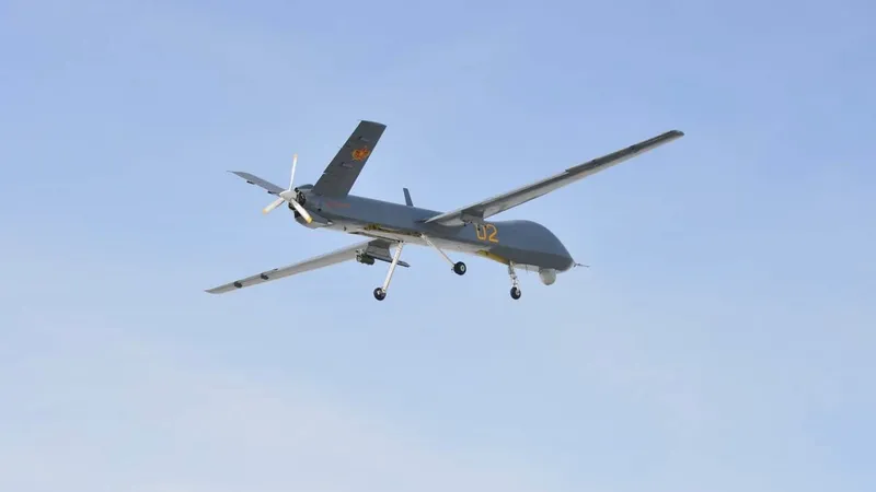 Падение беспилотников в Казахстане прокомментировал глава Минобороны