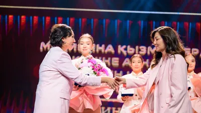 Премия "Алтын Шипагер": лучших из лучших в здравоохранении наградили в Астане, фото - Новости Zakon.kz от 14.06.2025 15:20