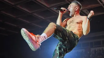 российский певец Сергей Шнуров, фото - Новости Zakon.kz от 17.06.2025 10:52