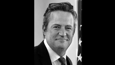 в деле о гибели Мэттью Перри вновь есть подвижки, фото - Новости Zakon.kz от 17.06.2025 08:10