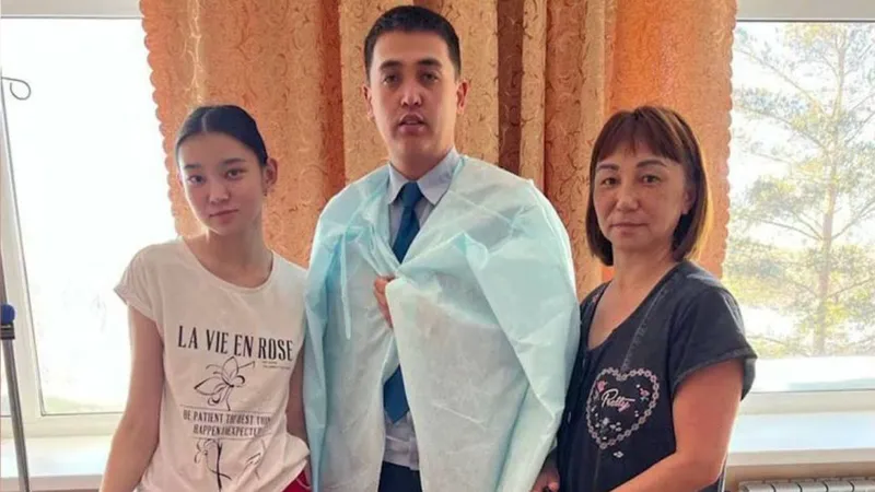 Спасенная костанайским полицейским девушка стала его коллегой