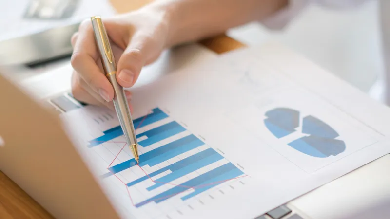 Финансовые ландшафты Казахстана: сравнение рентабельности крупного и малого бизнеса