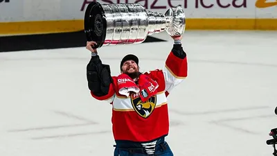 Хоккей Победа Кубок Стэнли, фото - Новости Zakon.kz от 18.06.2025 09:40