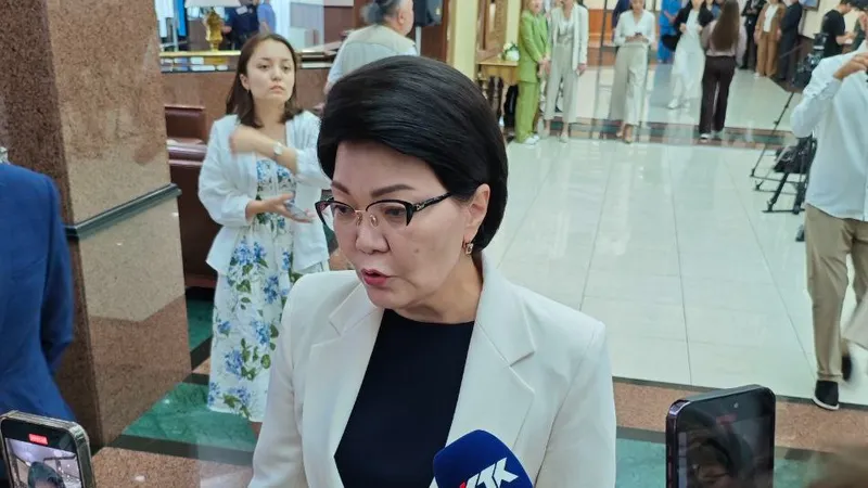 ДТП с автобусом в Астане: девочке обещают пожизненную помощь от государства