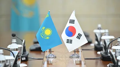 Флаги Корейской Республики И Республики Казахстан,  флаги Южной Кореи и Казахстана, Южная Корея и Казахстан , фото - Новости Zakon.kz от 19.03.2026 13:02