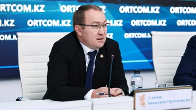 Заместитель председателя Комитета государственных доходов Министерства финансов Бакытжан Слямов, фото - Новости Zakon.kz от 19.06.2025 17:41