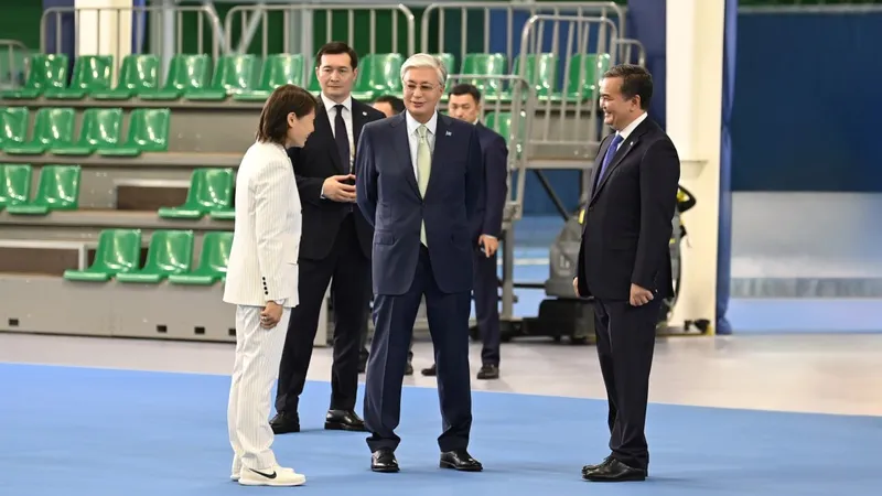 Акорда опубликовала фотографии с рабочей поездки Токаева по Астане