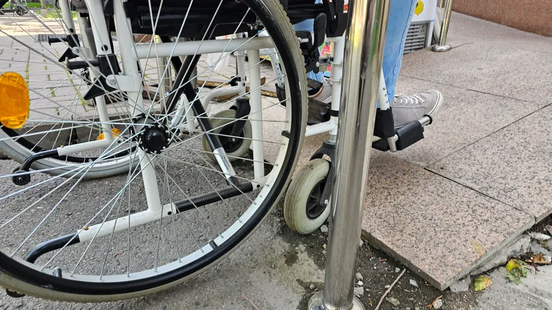 В суде Астаны прокомментировали инцидент с женщиной, пострадавшей из-за обрыва подъемника