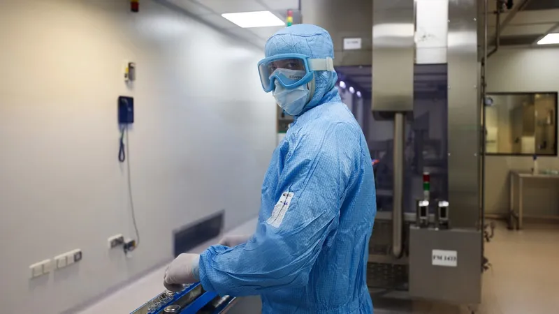 Нет лечения и вакцины: опасный вирус проснулся в Индии