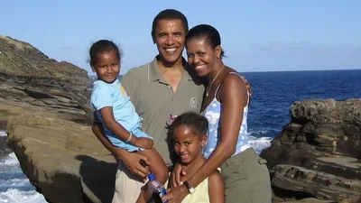 Мишель Обама рада отсутствию в их семье сына, фото - Новости Zakon.kz от 22.06.2025 08:33