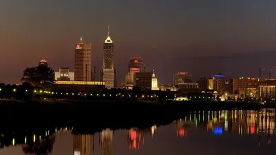 таинственный купол упал на дорогу около частных домов в США, фото - Новости Zakon.kz от 23.06.2025 22:03