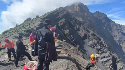 Вулкан, спасатели, план, фото - Новости Zakon.kz от 25.06.2025 04:59