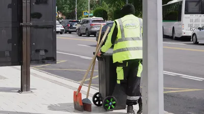 Уборщик, профессия , фото - Новости Zakon.kz от 25.06.2025 12:35