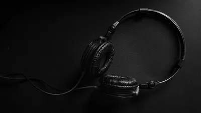 наушники, фото - Новости Zakon.kz от 25.06.2025 14:20