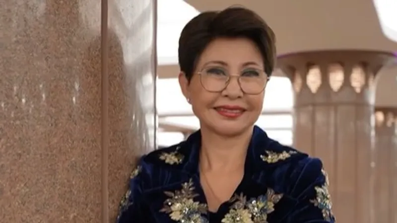 Роза Рымбаева анонсировала выступление в России