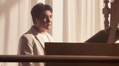 "Казахстанский Юра Шатунов" снова в центре внимания, фото - Новости Zakon.kz от 25.06.2025 18:05