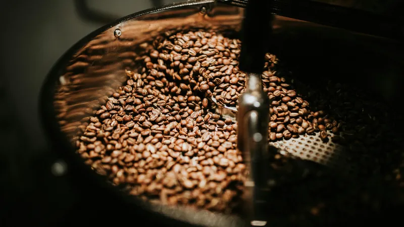 Кому нельзя пить кофе в жару