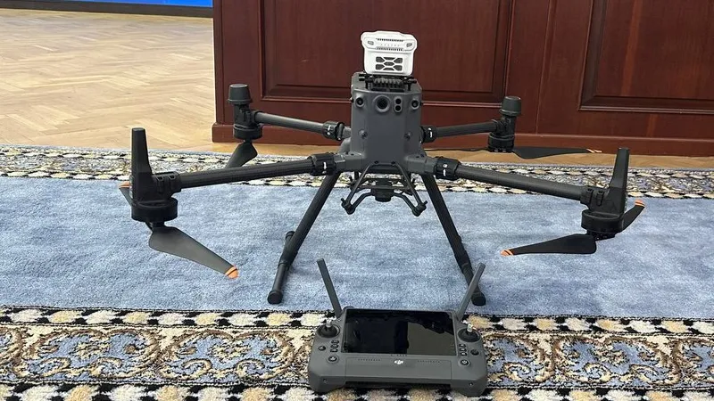 Гаражи, одежда и багаж: в МВД рассказали о способных найти наркотики дронах