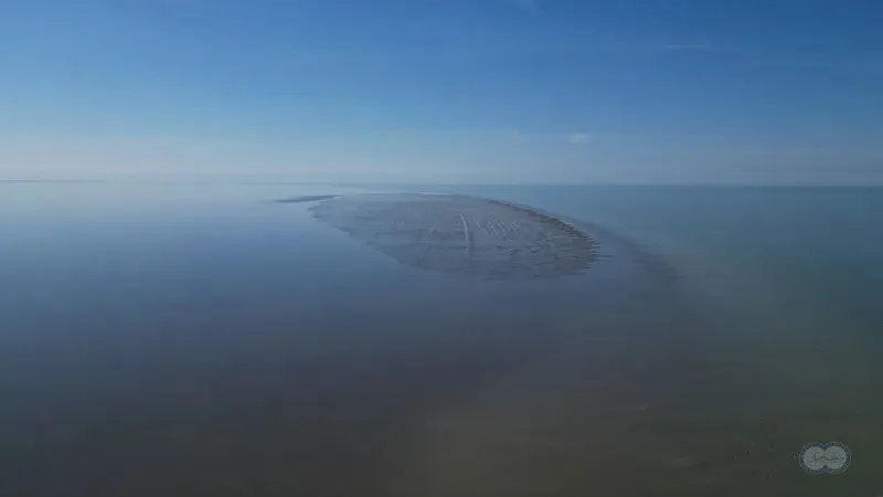 Новый остров в Каспийском море: названа причина его появления