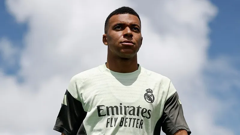 Мбаппе подал в суд на ПСЖ за психологическое давление