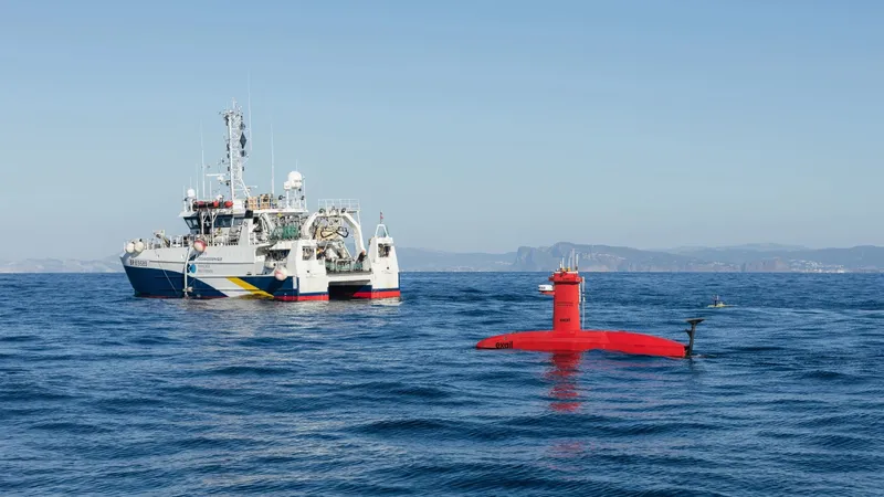 Более тысячи бочек с радиоактивными отходами нашли на дне Атлантического океана