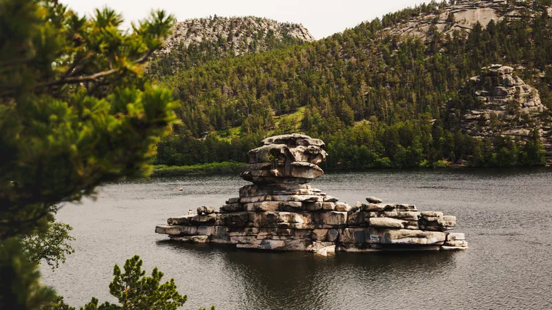 Введен строгий запрет: к посетителям Бурабая обратились с предупреждением