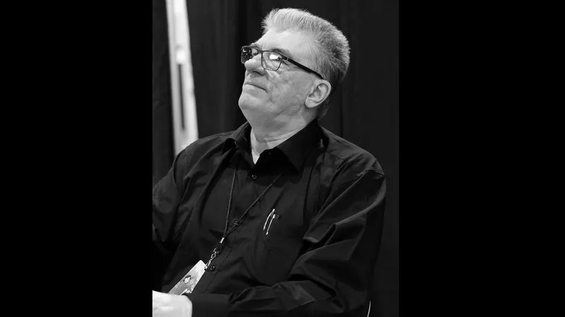 Умер легендарный автор и редактор издательства комиксов Marvel, запустивший "Людей Икс"