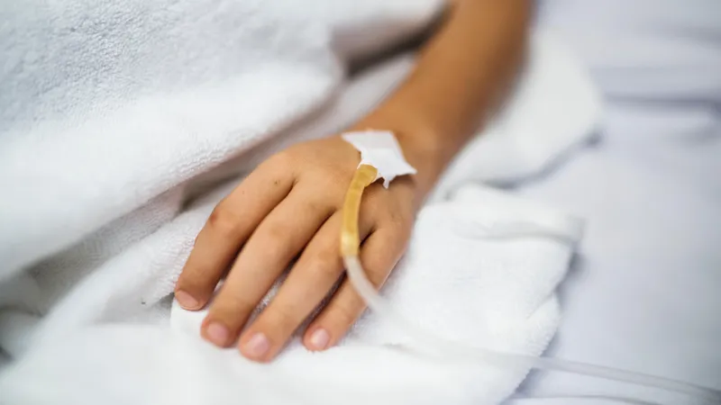 Собаки едва не растерзали 10-летнего ребенка: Генпрокуратура взяла дело на особый контроль